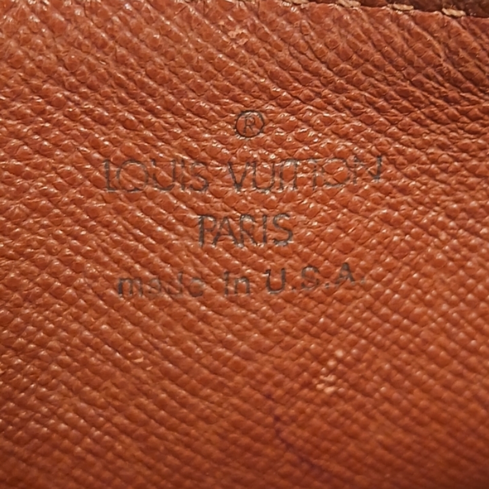 Louis Vuitton Brown Leather Accessory
